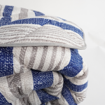 Вълнена олекотена завивка Мерино Грид 200/210 см